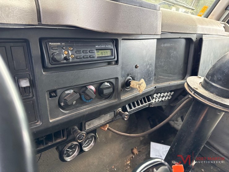 2000-international-4700-image-20