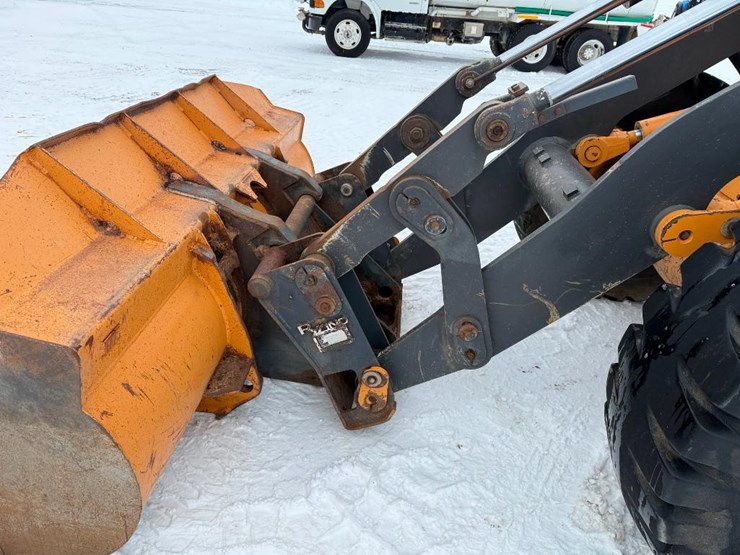 case-521d-xt-image-32