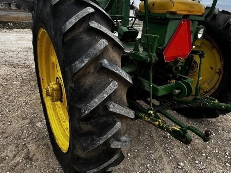 john-deere-model-a-image-13