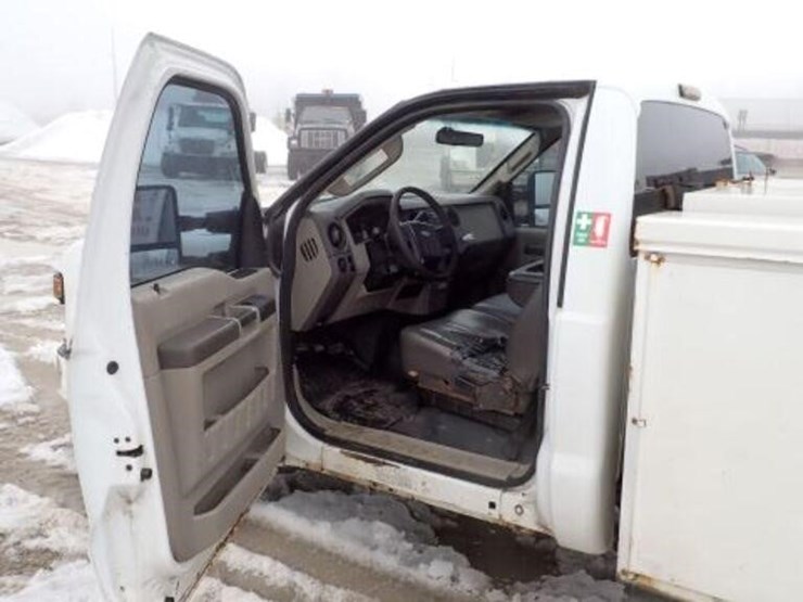 2010-ford-f250-image-12