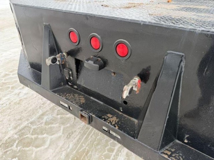 2009-ford-f650-xlt-image-35