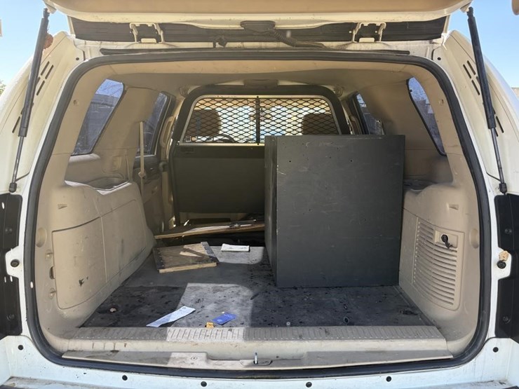 2013-chevrolet-tahoe-image-11