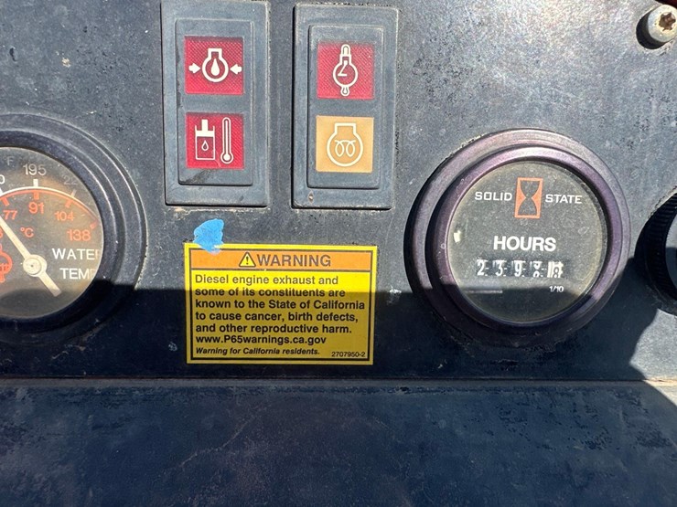 2020-ditch-witch-sk800-image-13