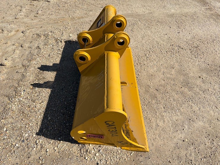 caterpillar-304-image-2