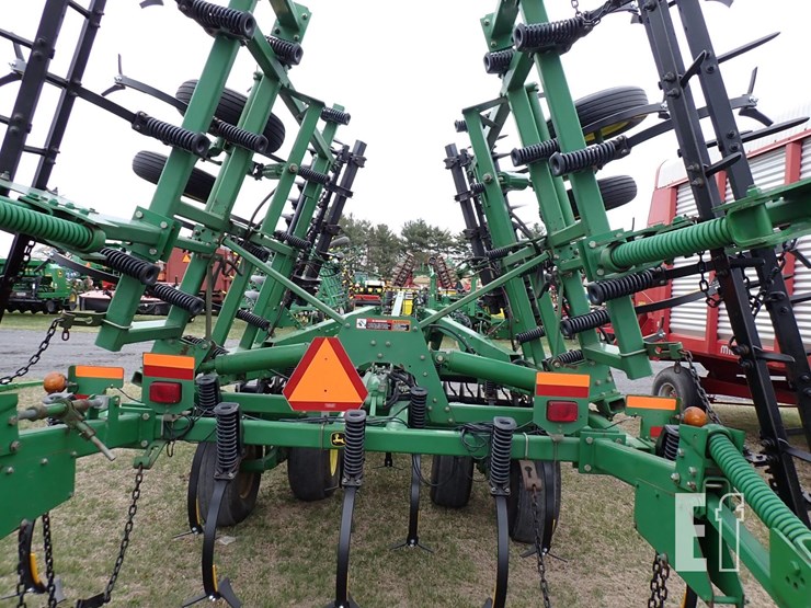 john-deere-726-image-10