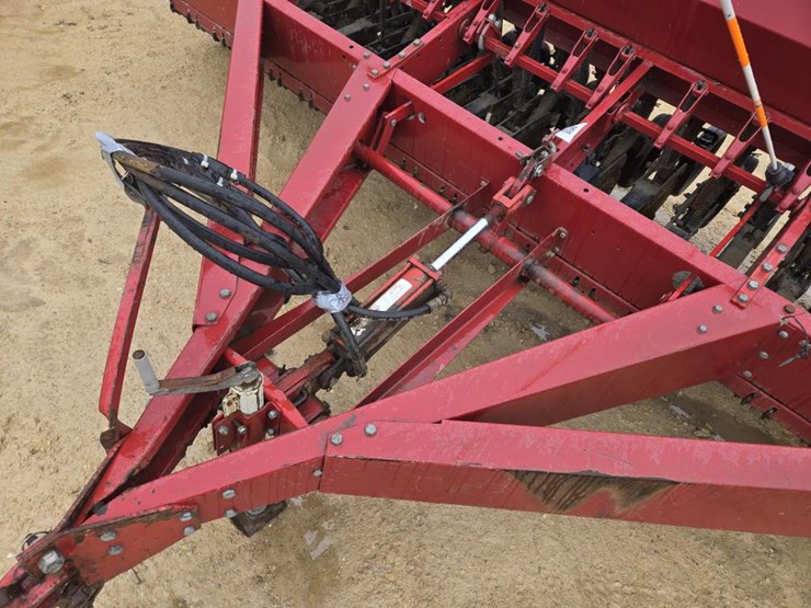 case-ih-5100-image-15