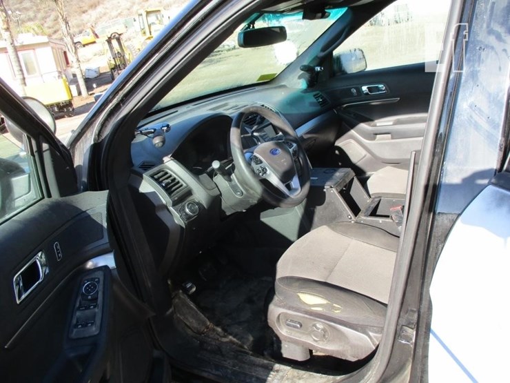 2014-ford-explorer-image-7