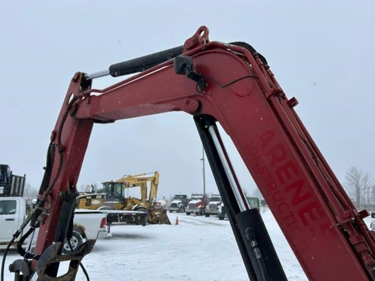 2016-caterpillar-305e-cr-image-35