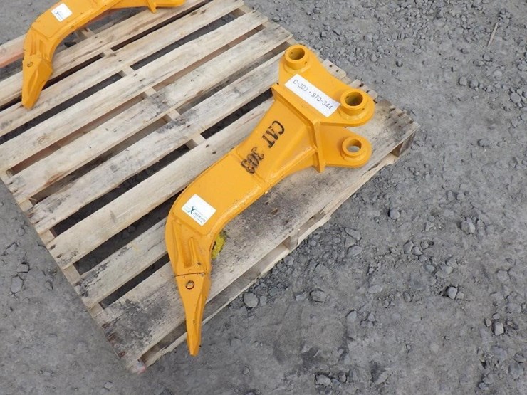 caterpillar-303-image-3