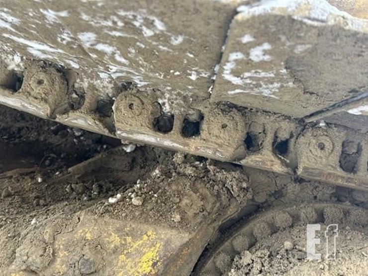 2017-komatsu-d61pxi-image-52