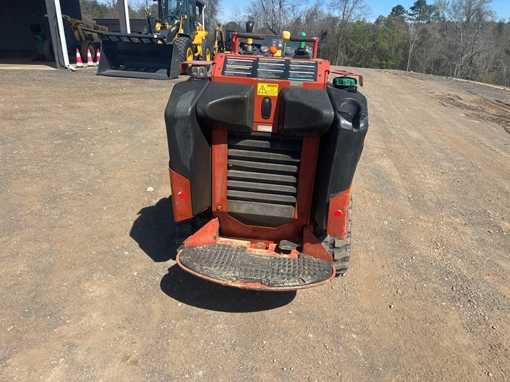 2020-ditch-witch-sk800-image-3