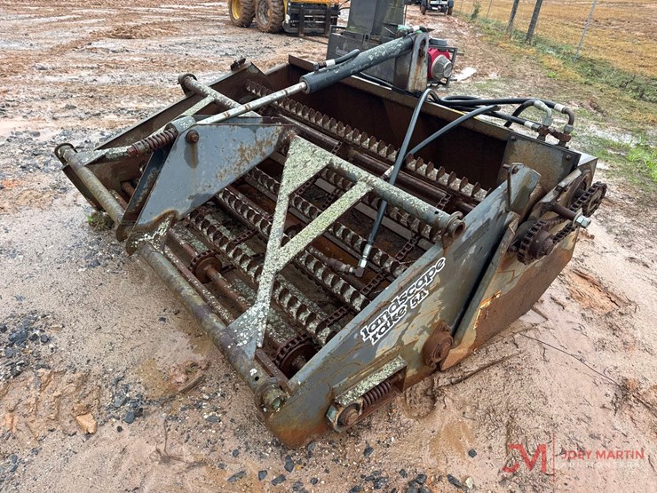 bobcat-landscape-rake-image-4