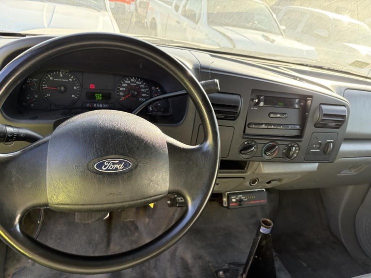 2006-ford-f250-image-11