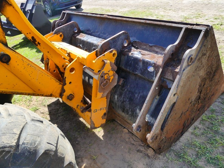 2015-jcb-536-60-image-8