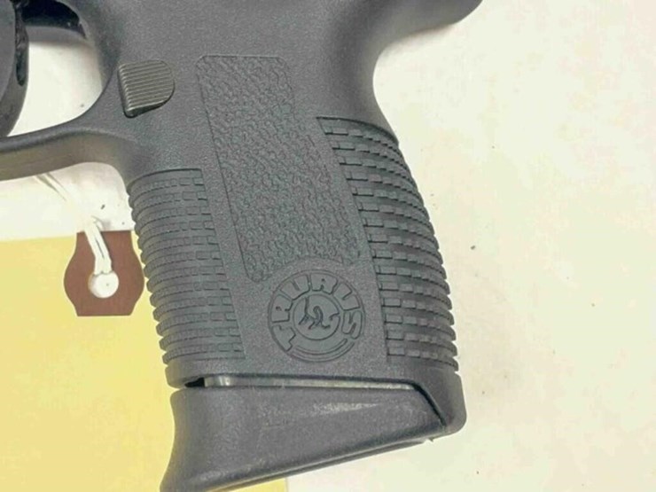 taurus-pistol-image-10