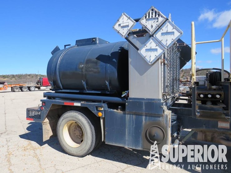 2005-international-durastar-4400-image-6