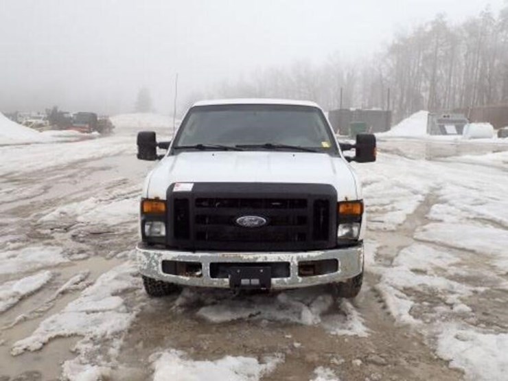 2010-ford-f250-image-9