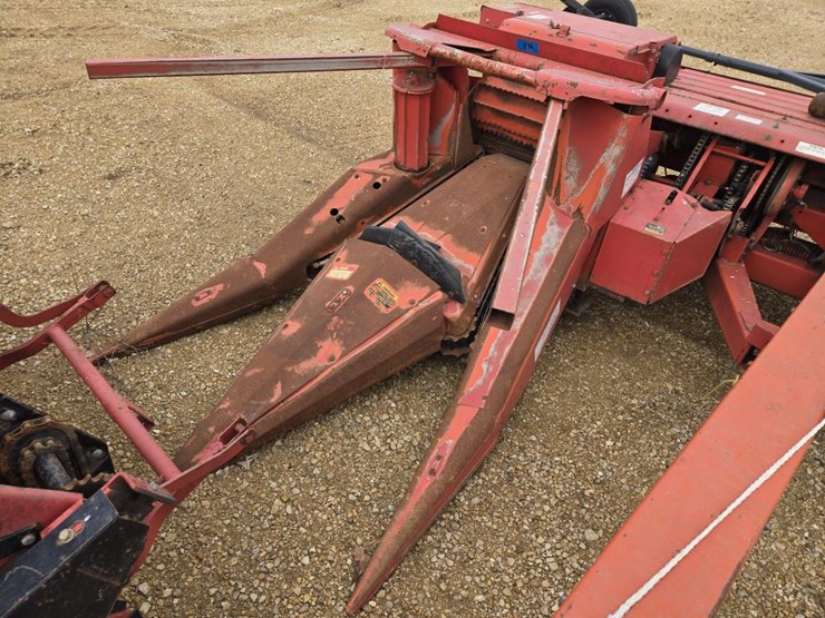 #7939-•-new-idea-pull-type-chopper-w/-2-row-30"-corn-head-image-4