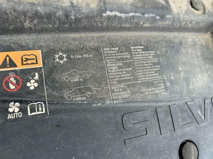 2018-chevrolet-silverado-2500hd-image-53