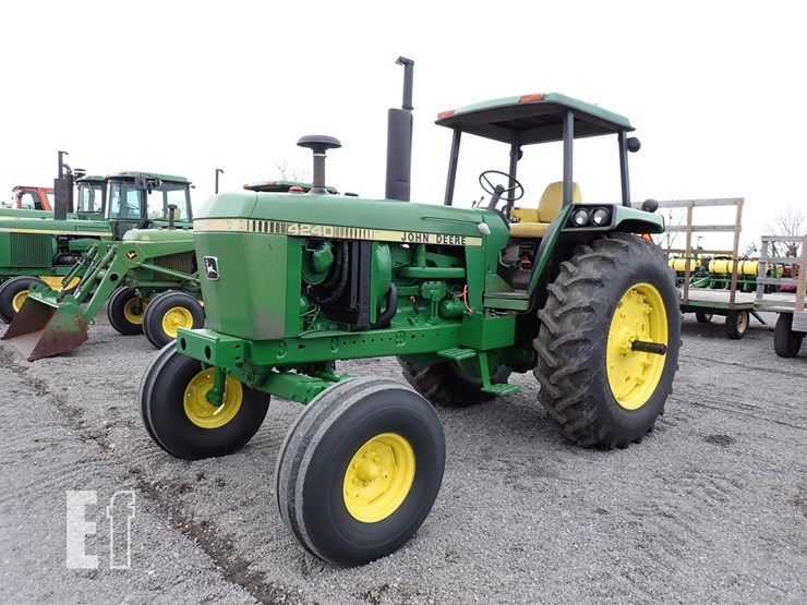 john-deere-4240-image-1