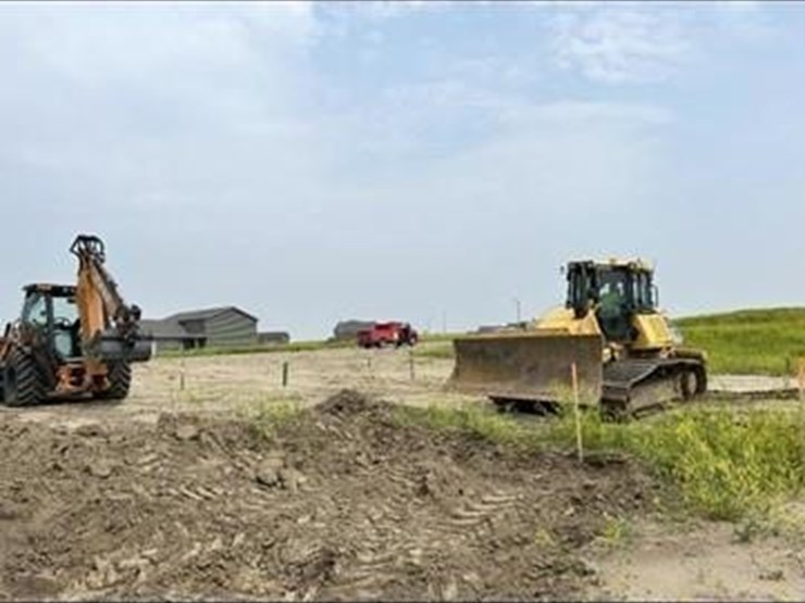 2017-komatsu-d61pxi-image-25