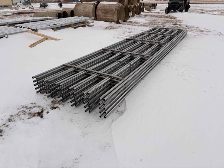 6-bar-continuous-panels-image-1