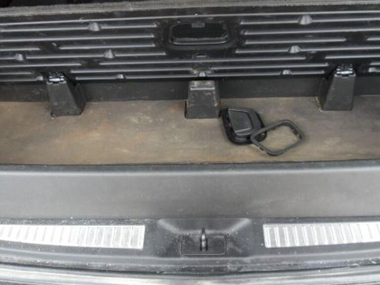 2016-gmc-yukon-denali-image-63