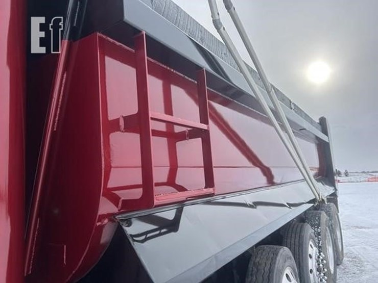 1997-peterbilt-357-image-25