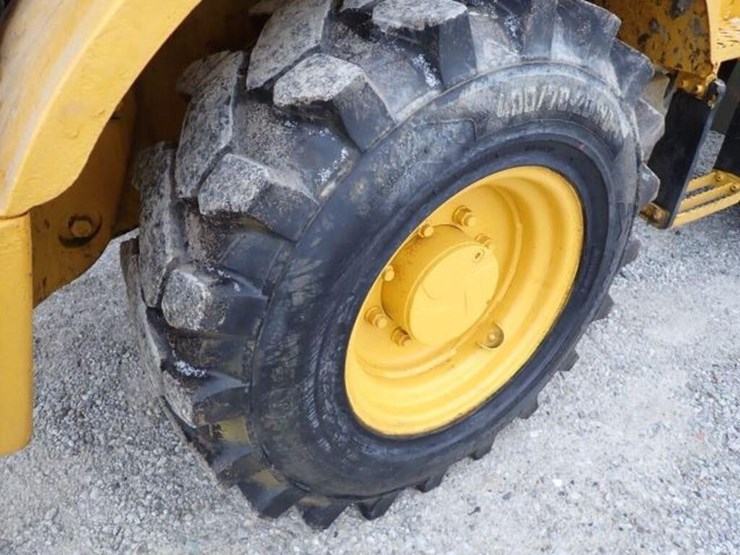 deere-244j-image-49