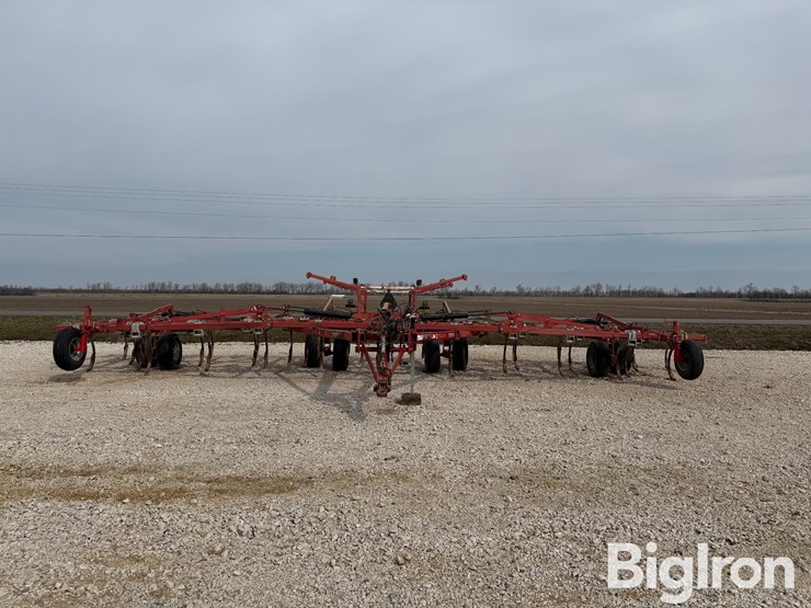 2010-wil-rich-5830-image-2