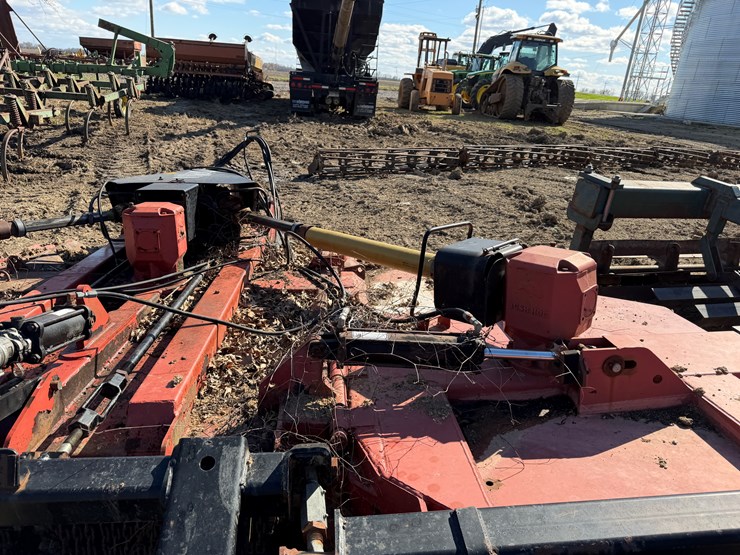 bush-hog-3715-image-16