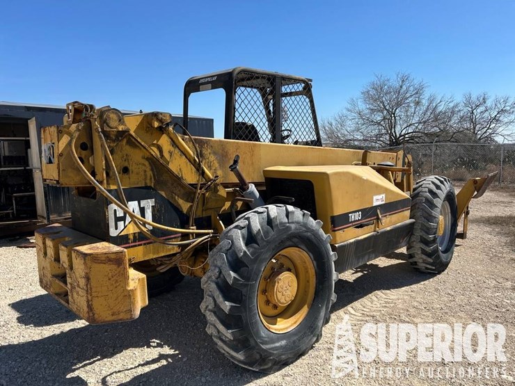 caterpillar-th103-image-2