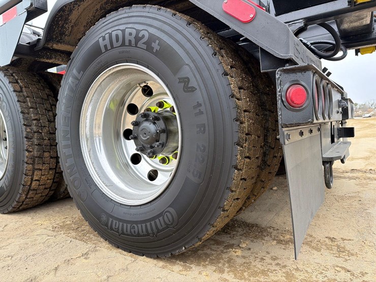 kenworth-t880-image-10