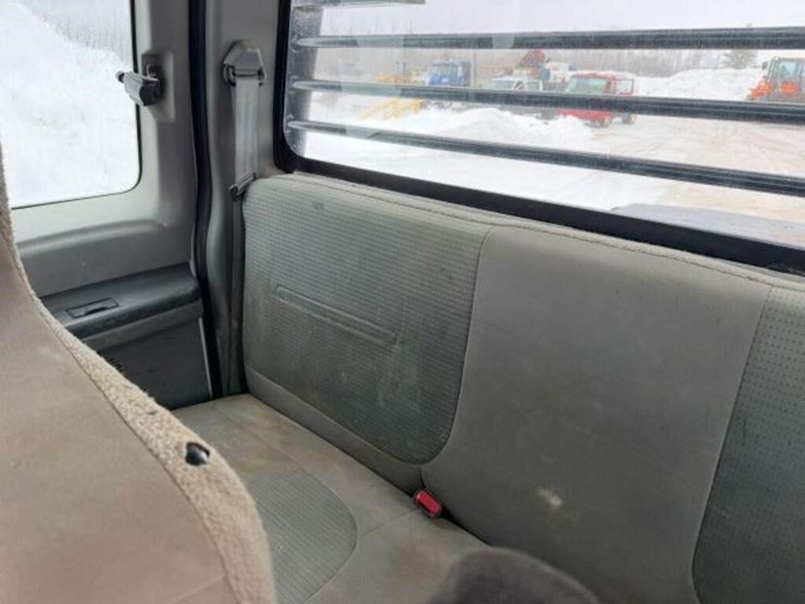 2009-ford-f650-xlt-image-17