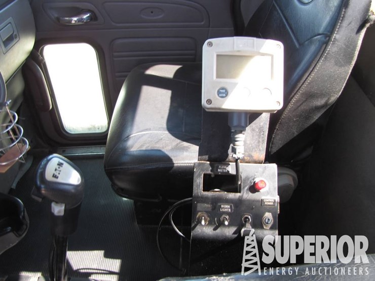 2008-peterbilt-357-image-5