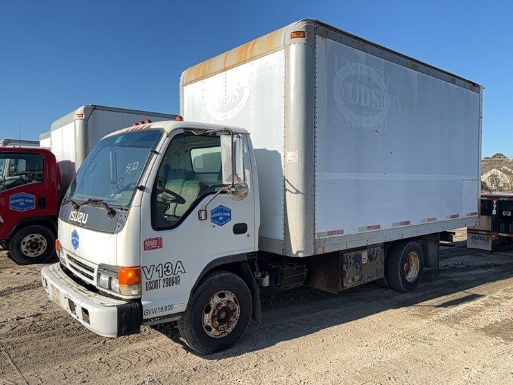 1999-isuzu-npr-image-1