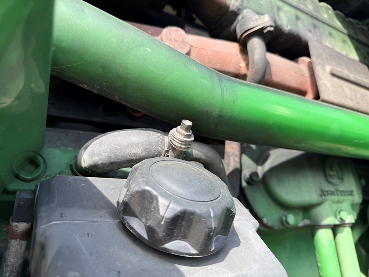 john-deere-8320rt-image-65