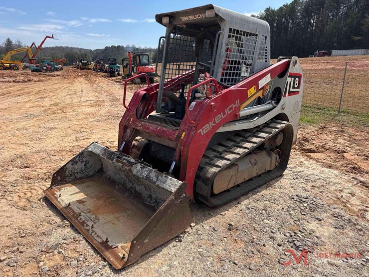 2019-takeuchi-tl8-image-4