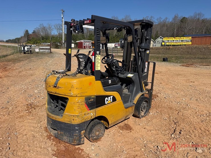 caterpillar-2c6000-image-2