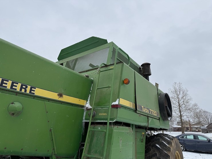 john-deere-7720-image-17