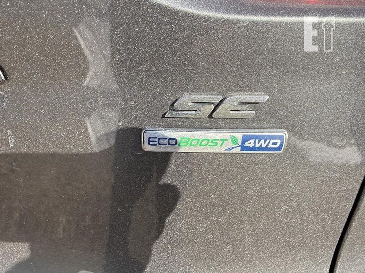 2015-ford-escape-se-image-6