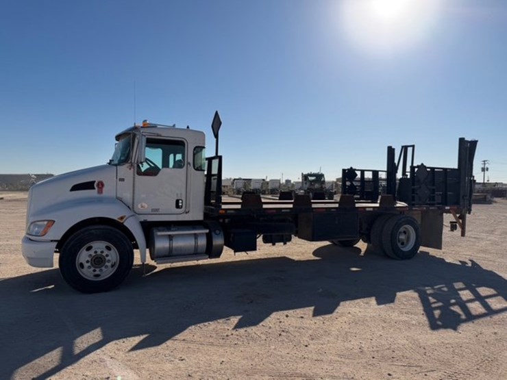 2019-kenworth-t370-image-1