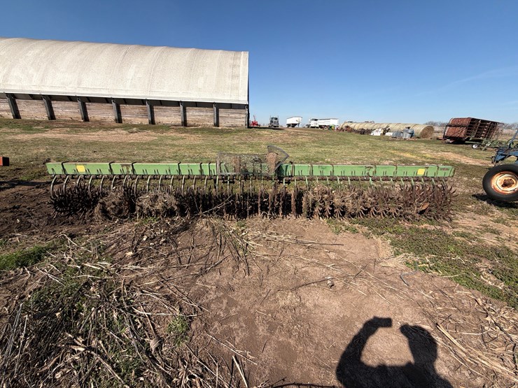 john-deere-400-image-5