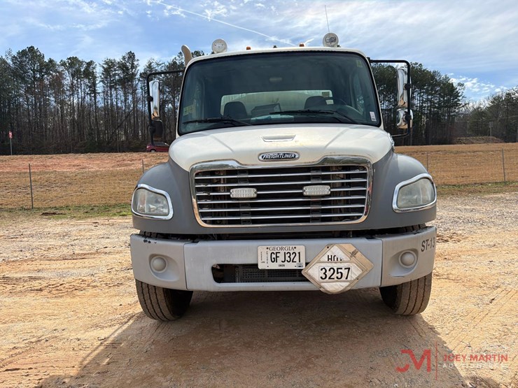 2008-freightliner-tack-truck-image-8
