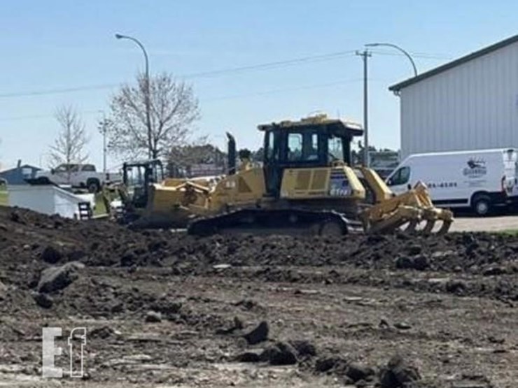 2017-komatsu-d61pxi-image-20