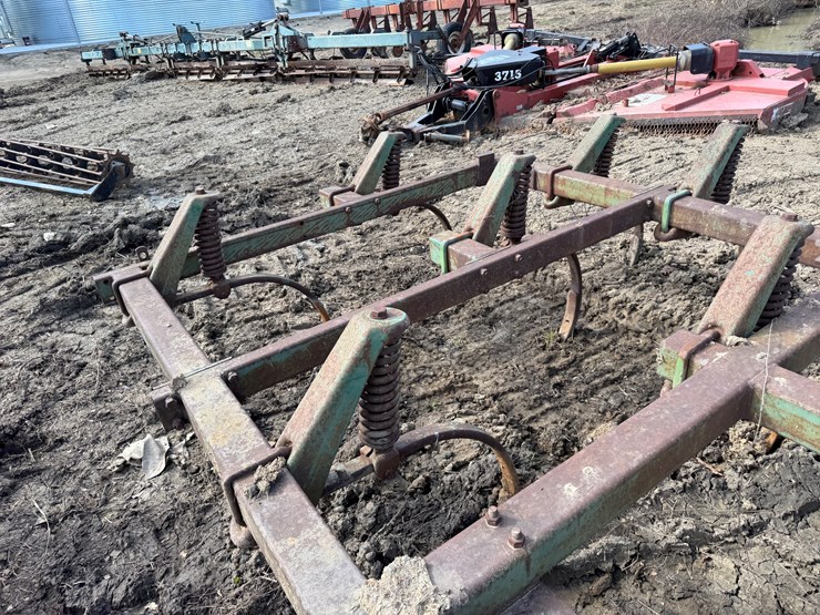 john-deere-17-image-18