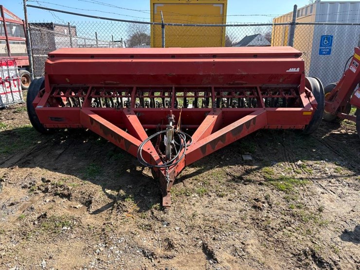 case-ih-5300-image-1