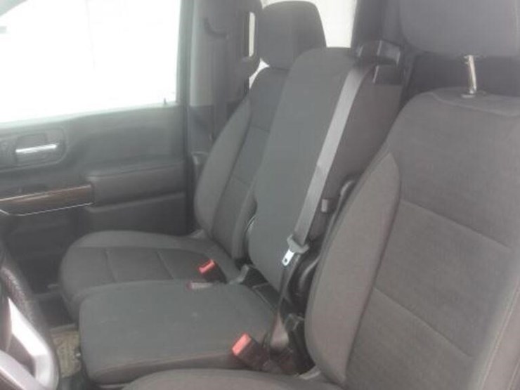 2022-gmc-2500hd-image-24