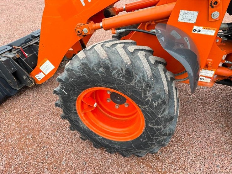 2021-hitachi-zw50-5b-image-8