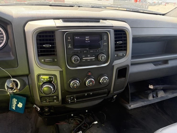 2016-dodge-1500-image-16